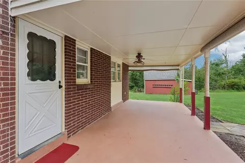 Exterior - 714 Colonial, Apollo, PA 15613 photo 6 of 8