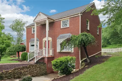 Exterior - 714 Colonial, Apollo, PA 15613 photo 4 of 8