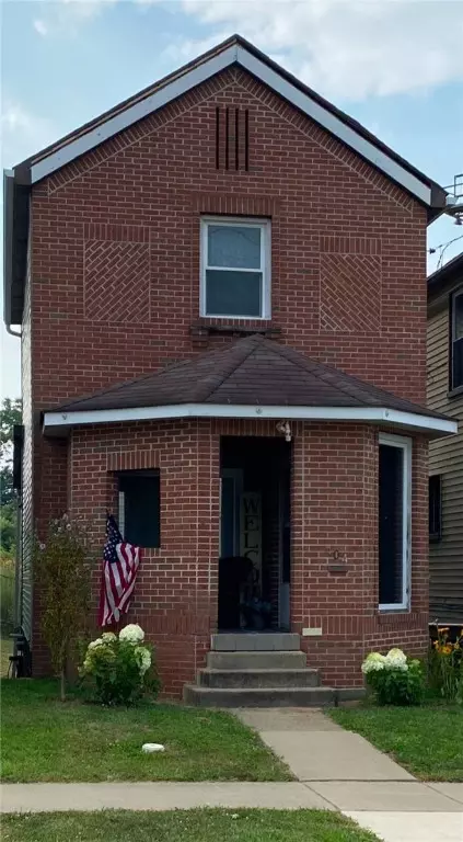 404 Jackson Ave, Vandergrift, PA 15690