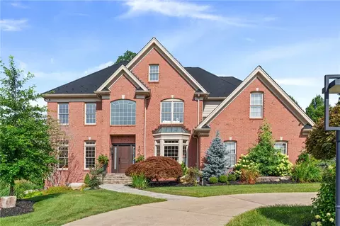 204 Fieldgate Dr, Pittsburgh, PA 15241