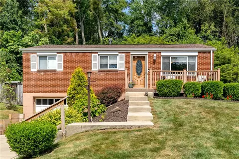 710 De Haviland Dr, Pittsburgh, PA 15239