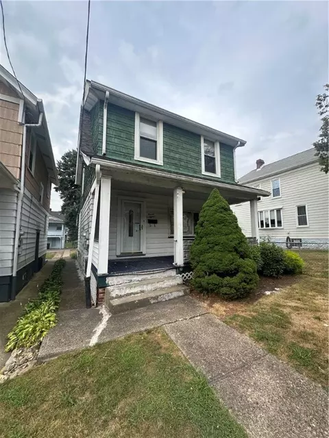 1115 Woodward Ave, Mckees Rocks, PA 15136