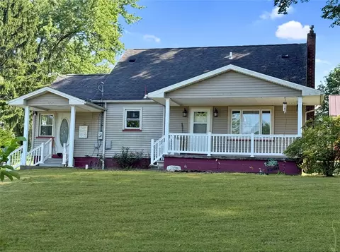 54 Davidson Ln, Bessemer, PA 16112