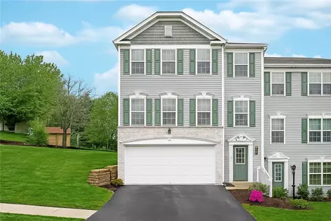 511 Isabella Ct, Moon Twp, PA 15108
