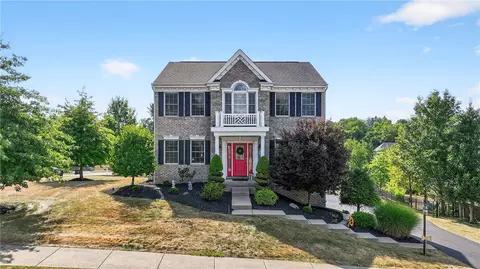 2007 Penfolds Pl, Coraopolis, PA 15108