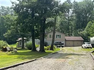 310 Evergreen Ln, Acme, PA 15610