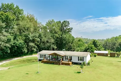 454 Old Sharon Rd, Mercer, PA 16137