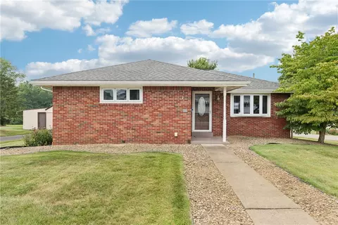 600 Allen Ave, Monaca, PA 15061