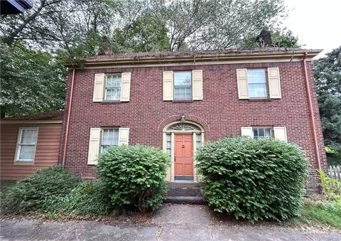 1513 Manor Ave, Mckeesport, PA 15132