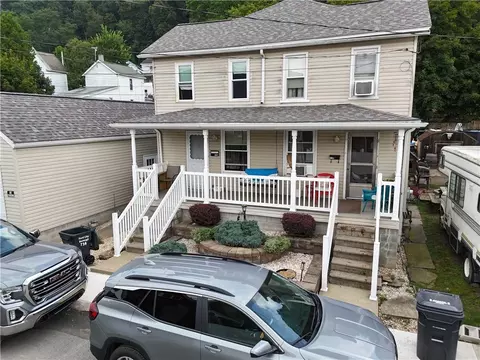 734 Ridge Ave, Ford City, PA 16226