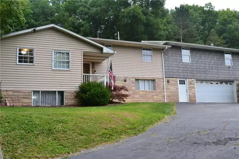 138 Mowl Rd, Washington, PA 15301