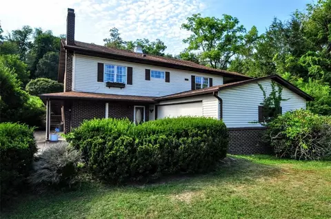 3601 Foster Rd, North Versailles, PA 15137