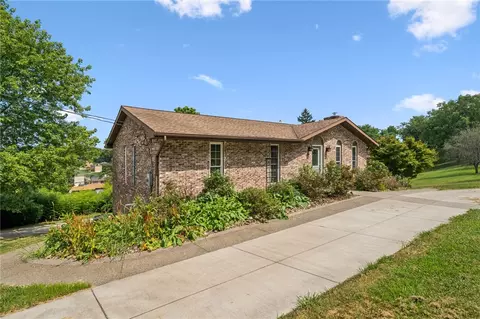 20 Locker Rd, Eighty Four, PA 15330 photo 2