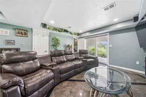 20 Locker Rd, Eighty Four, PA 15330 photo 17