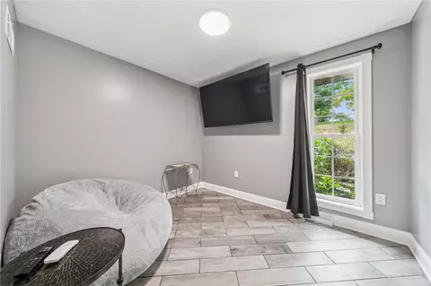 20 Locker Rd, Eighty Four, PA 15330 photo 9