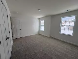 Bedroom - 1627 Windsor Dr, Irwin, PA 15642 photo 2 of 4