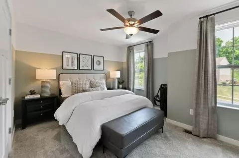 Bedroom - 1627 Windsor Dr, Irwin, PA 15642 photo 4 of 4