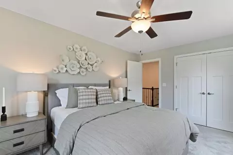 Bedroom - 1627 Windsor Dr, Irwin, PA 15642 photo 3 of 4
