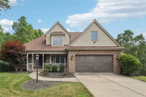 135 Hunter Dr, Cranberry Township, PA 16066