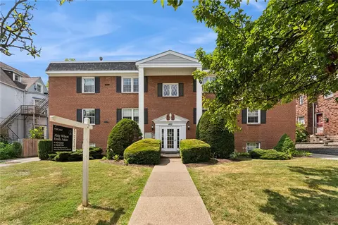 420 S Aiken Ave #A5, Pittsburgh, PA 15232