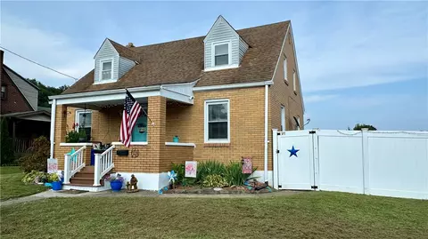 210 Herron Ave, Cheswick, PA 15024