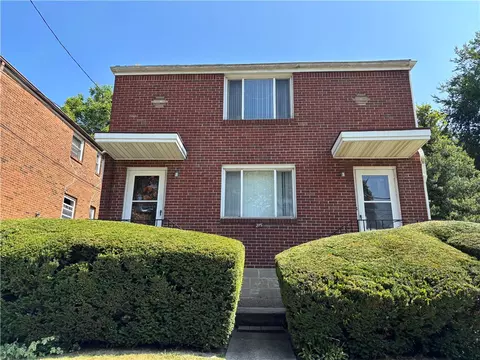 215 Avenue A, Pittsburgh, PA 15221