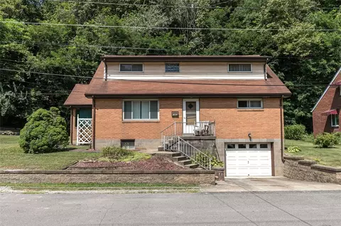 1000 Pennsylvania Ave, Pitcairn, PA 15140