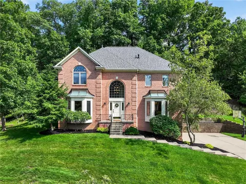 408 Bryn Ct, Pittsburgh, PA 15237