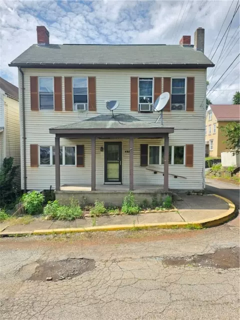 428 Dewey St, Kittanning, PA 16201