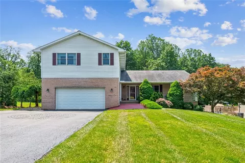 915 Jamell Dr, Greensburg, PA 15601