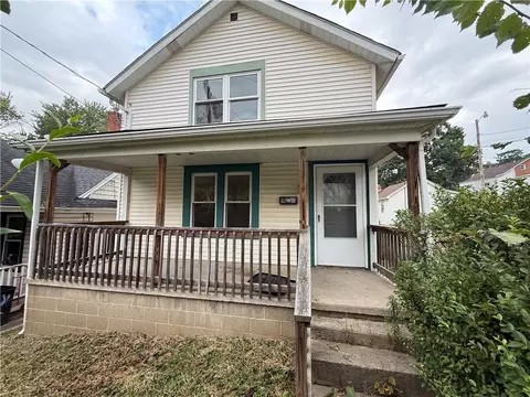 37 Rural Ave, Washington, PA 15301