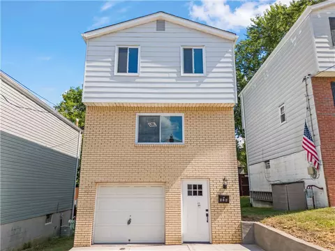 526 Magazine St, Carnegie, PA 15106