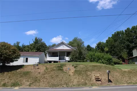 3009 Santiago Rd, Imperial, PA 15126