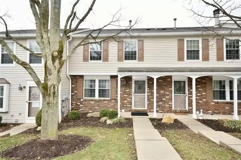 316 Murrays Ln, Pittsburgh, PA 15234