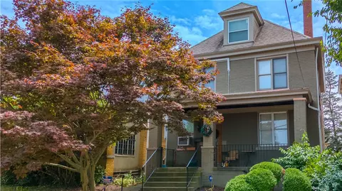 29 Claus Ave, Pittsburgh, PA 15227
