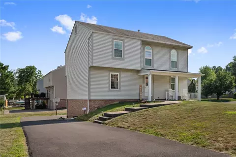 3525 Countrywood Dr, Allison Park, PA 15101