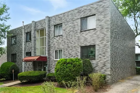 609 West St #5, Pittsburgh, PA 15221