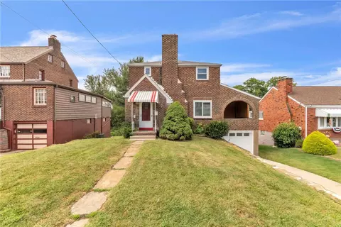 416 Commonwealth Ave, West Mifflin, PA 15122