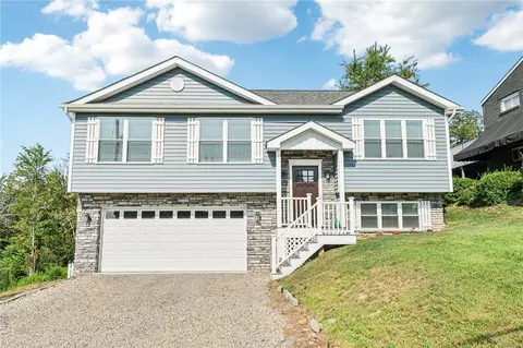 128 Yost Dr, Tarentum, PA 15084