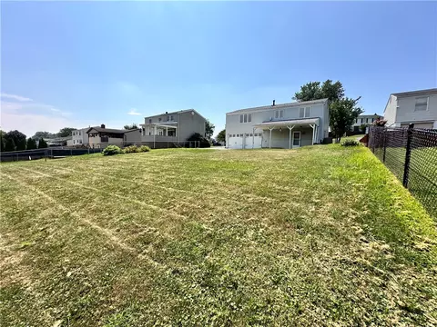 203 Farmbrook Dr, Greensburg, PA 15601 photo 42