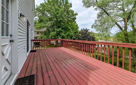 Exterior - 302 Ridgeway Dr, Wexford, PA 15090 photo 3 of 4