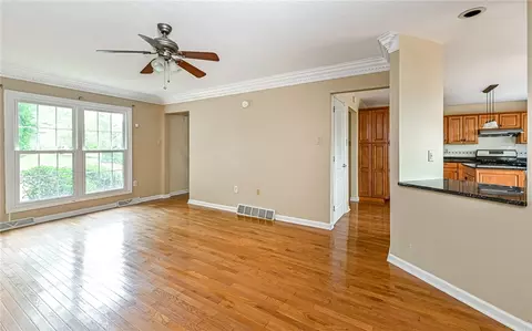 Living - 302 Ridgeway Dr, Wexford, PA 15090 photo 2 of 6
