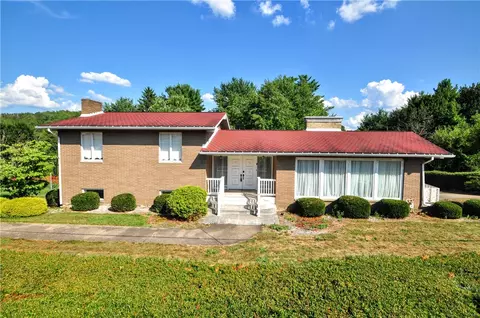 406 Jamie Dr, Belle Vernon, PA 15012