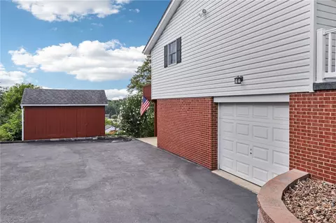 79 Edwin Dr, Irwin, PA 15642 photo 22