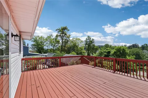 79 Edwin Dr, Irwin, PA 15642 photo 23