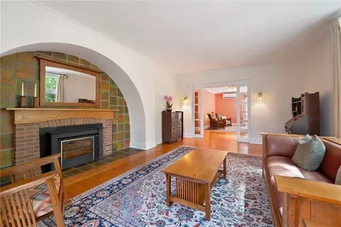 1090 Devon Rd, Pittsburgh, PA 15213 photo 6