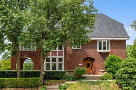 1090 Devon Rd, Pittsburgh, PA 15213