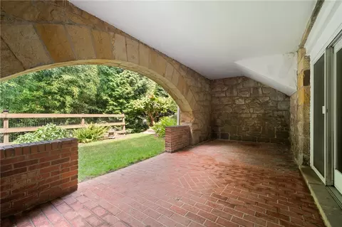 1090 Devon Rd, Pittsburgh, PA 15213 photo 38