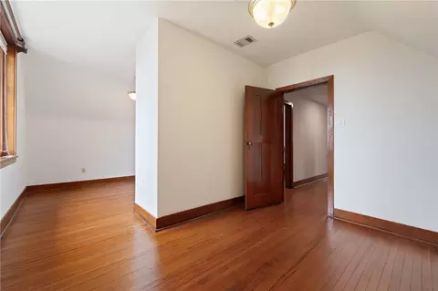 1090 Devon Rd, Pittsburgh, PA 15213 photo 32