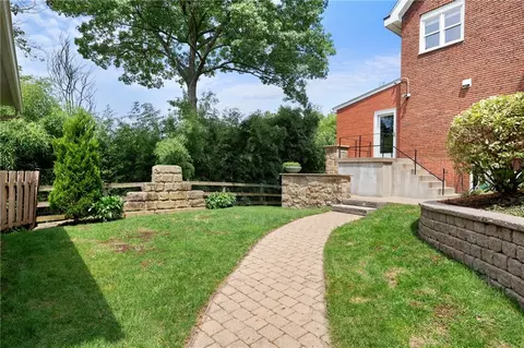 1090 Devon Rd, Pittsburgh, PA 15213 photo 36